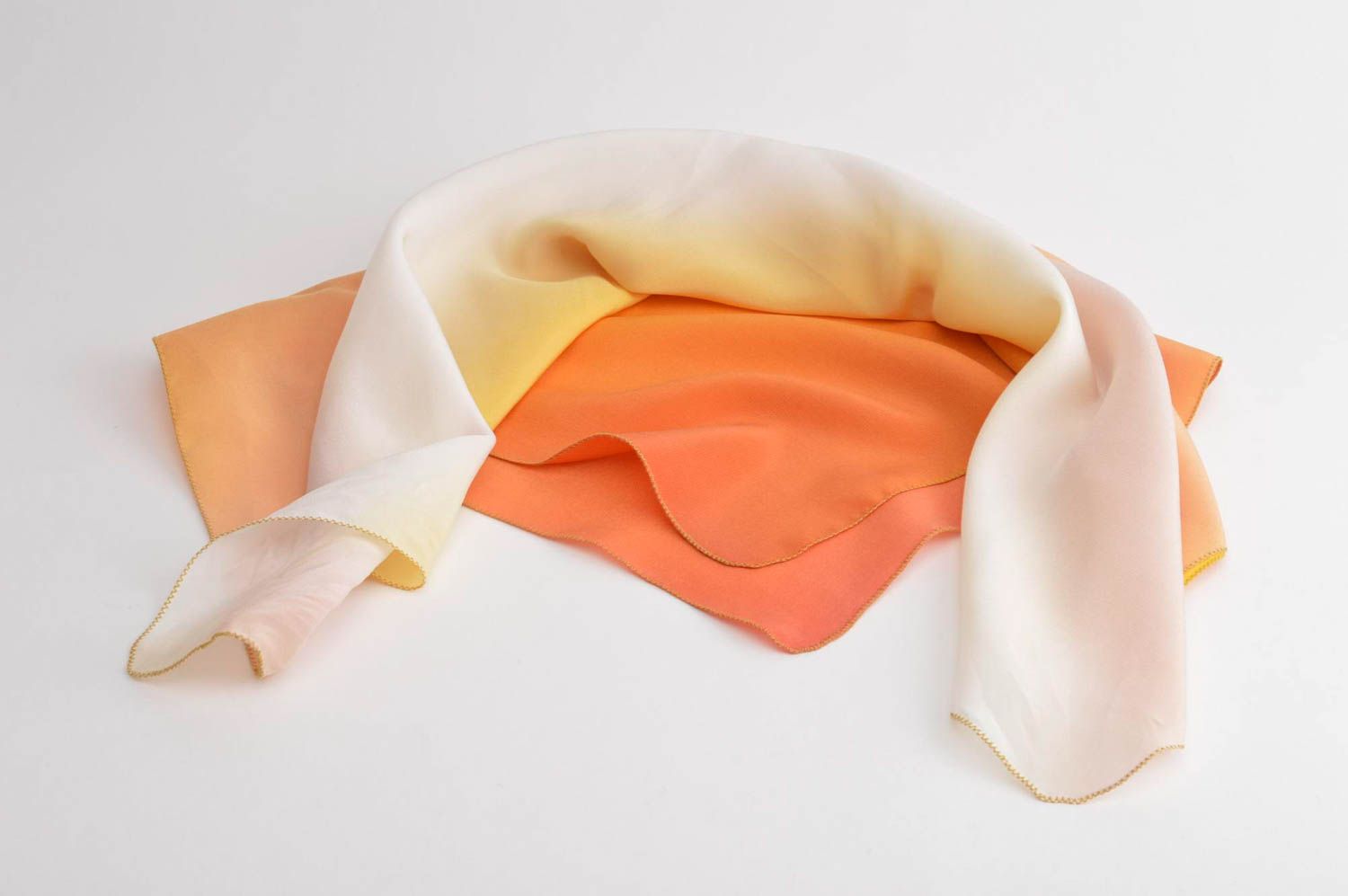 Нарядный платок ручной работы женский аксессуар платок из шелка красивый фото 3