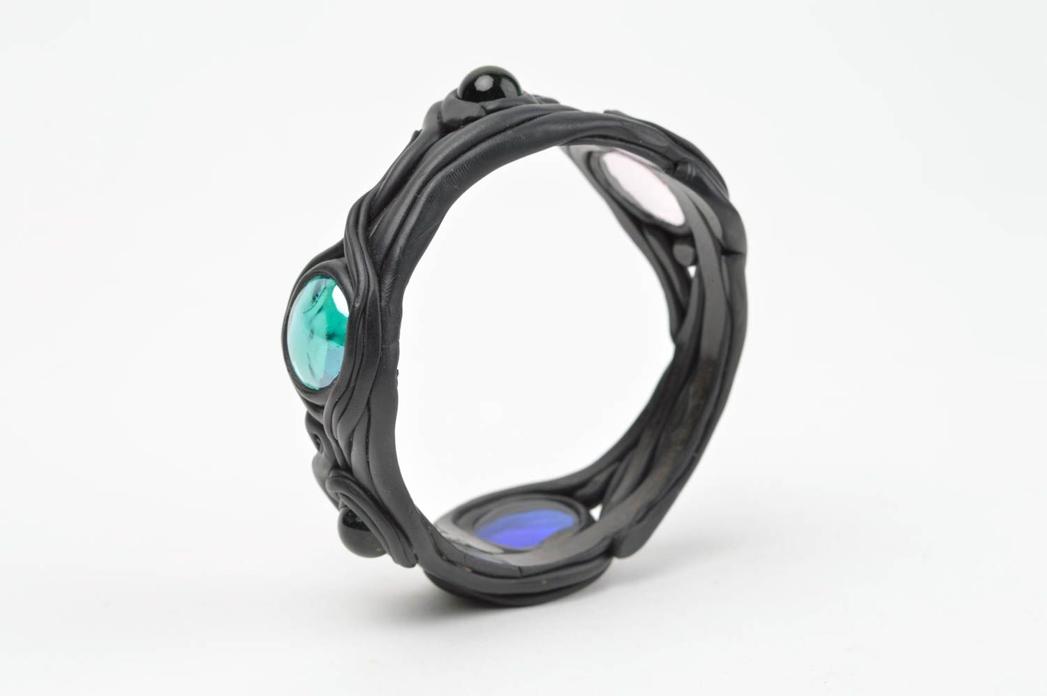 Schwarzes Armband aus Polymer Ton mit Glas handmade Schmuck für Frauen  foto 1