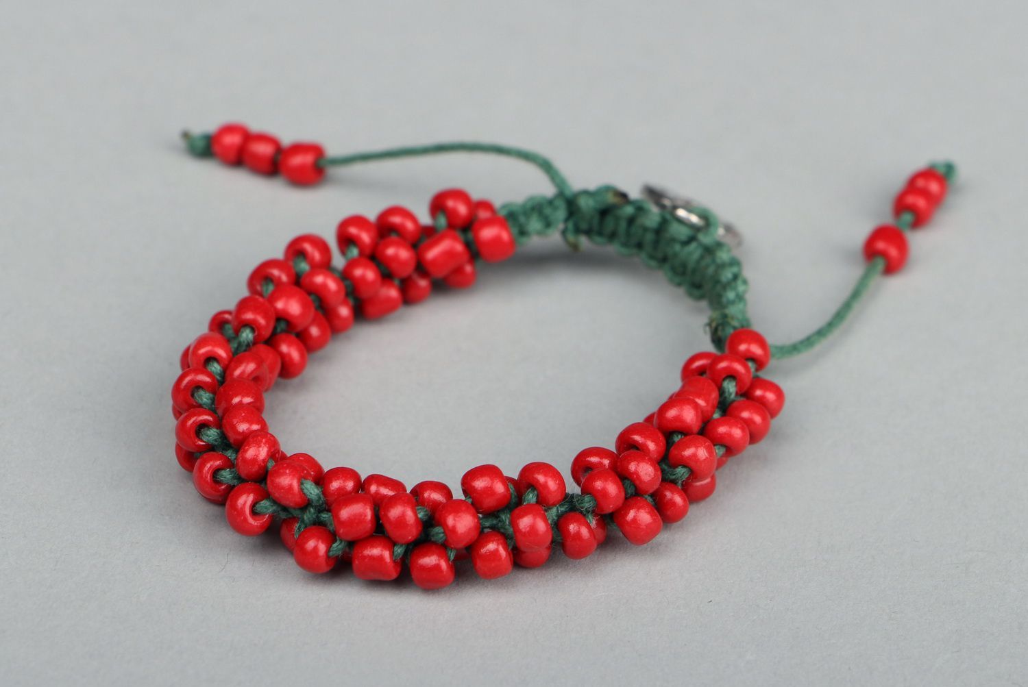 Bracelet perles de rocaille rouge original photo 1