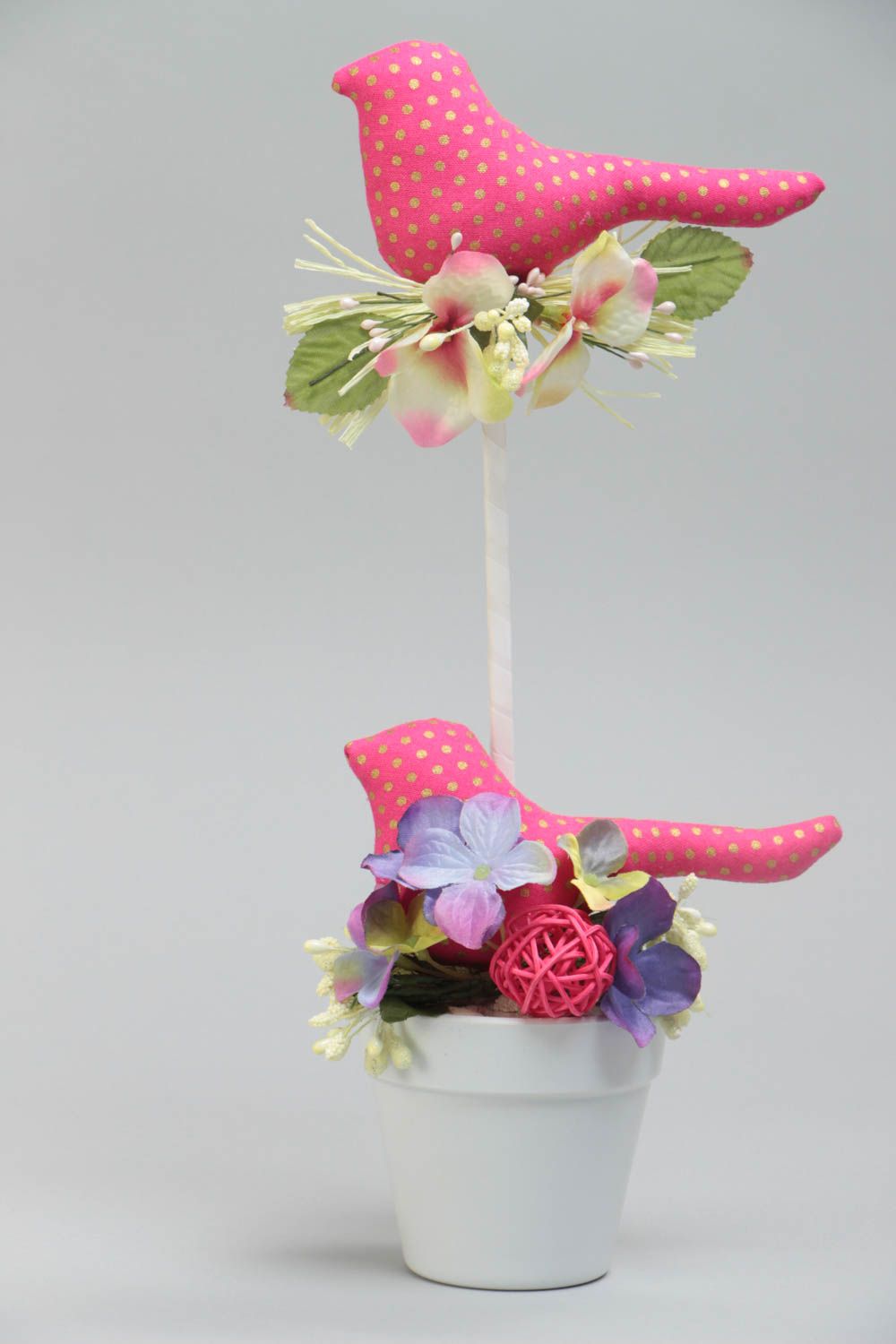 Топиарий с птичками малиновыми из хлопка и сизаля ручной работы авторский декор фото 2