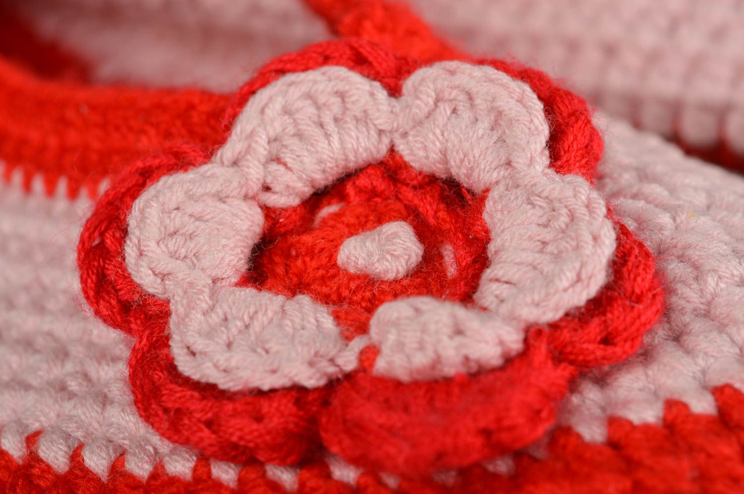 Handmade gehäkelte Hausschuhe Hauspantoffeln Damen warme Hausschuhe rosa rot  foto 2