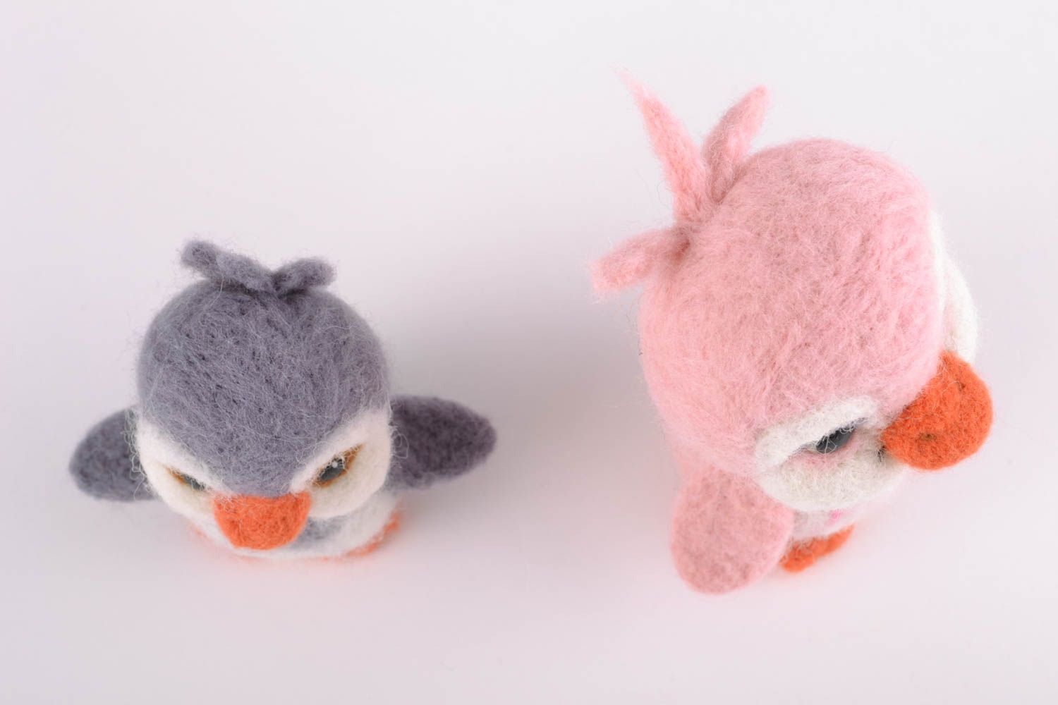 Petits jouets en laine feutrée Pingouins faits main décoration originale photo 3
