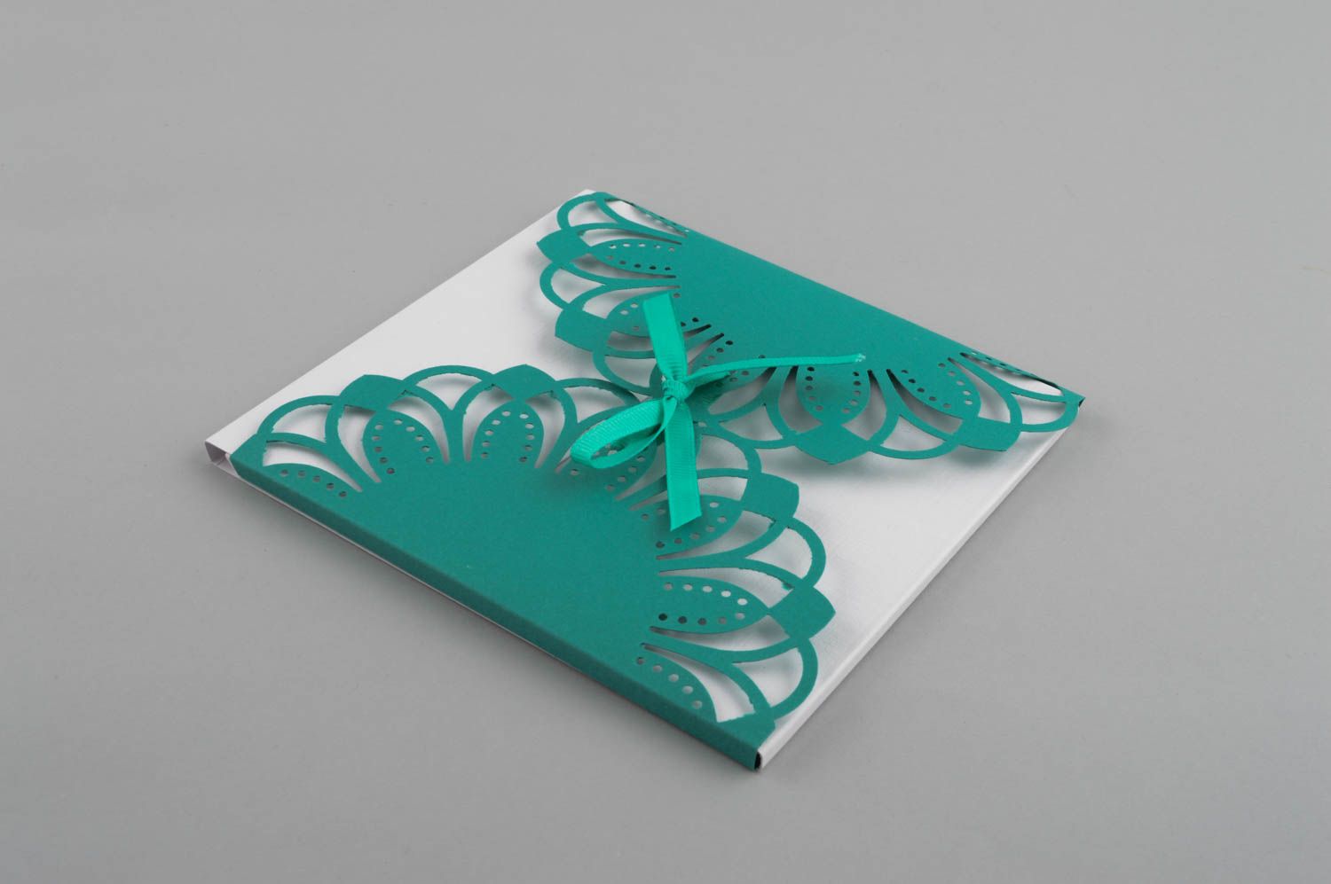 Enveloppe fait main Enveloppe design Idée cadeau blanc-vert ajouré design photo 3