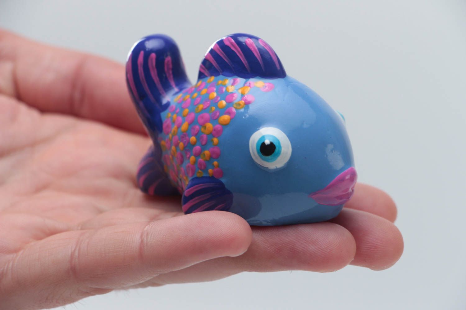 Figurine poisson bleu en plâtre peinte de couleurs petite décorative faite main photo 5