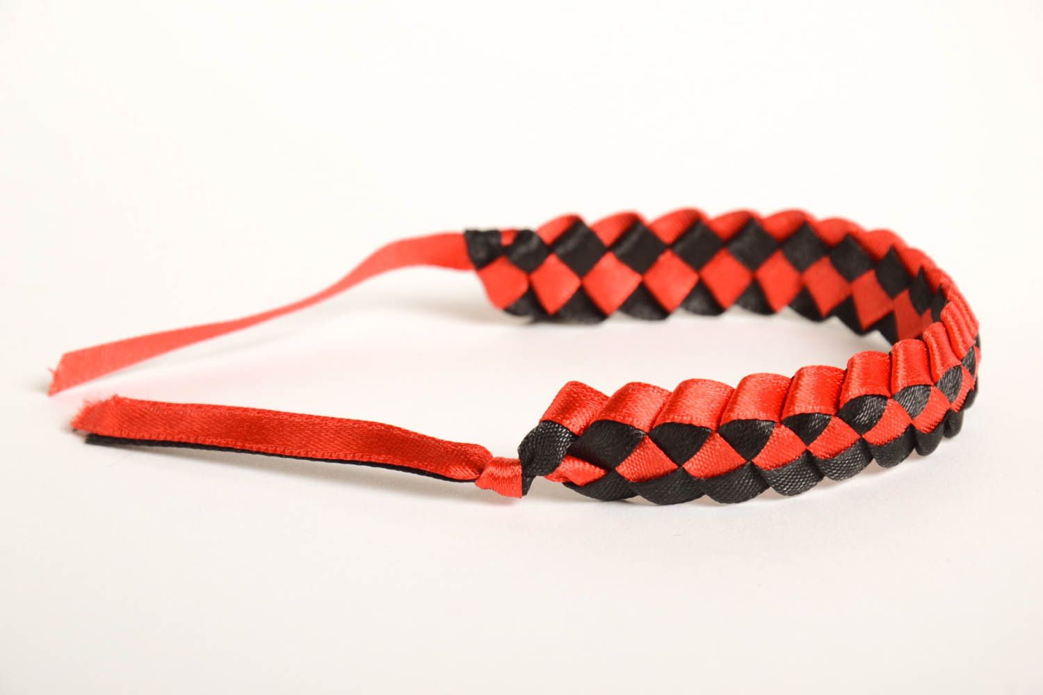 Браслет ручной работы стильный браслет черный с красным браслет из лент фото 5