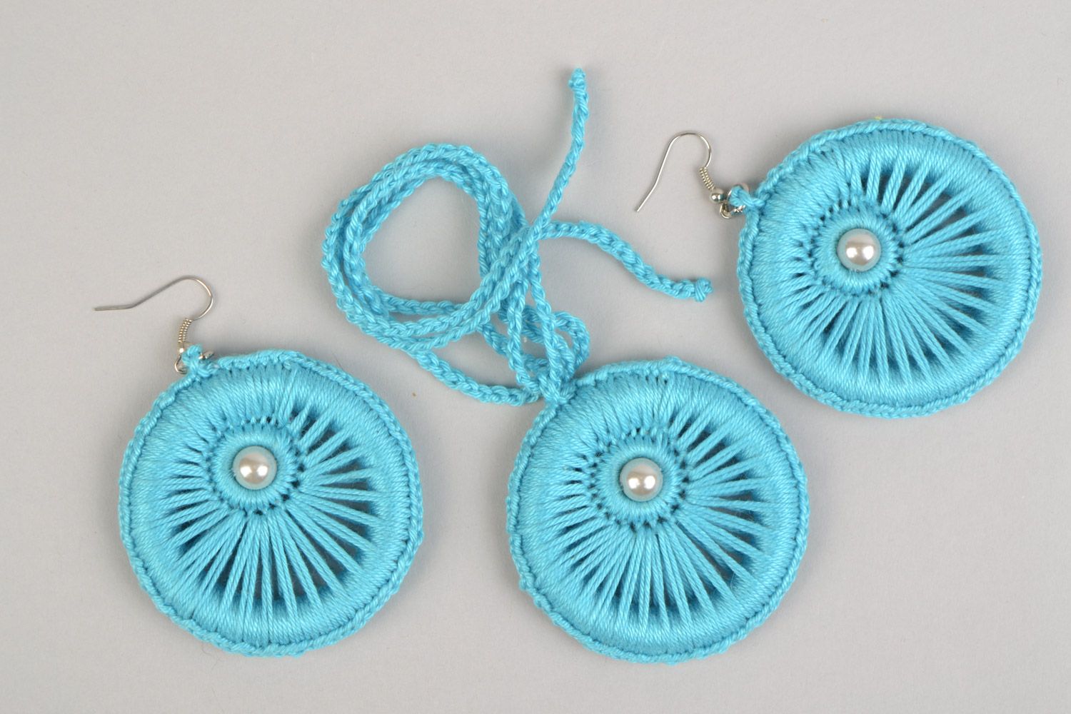 Ensemble de bijoux bleus ronds textiles faits main pour femme 2 pièces photo 2