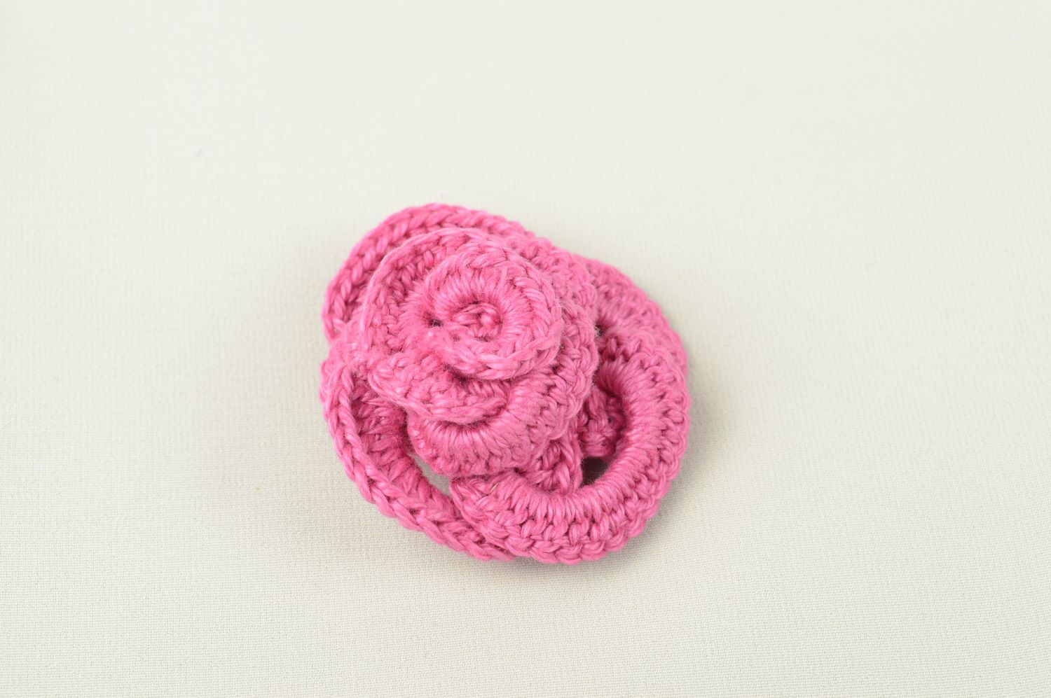 Fleur pour bijoux faite main Fourniture bijoux rose au crochet Loisirs créatifs photo 1