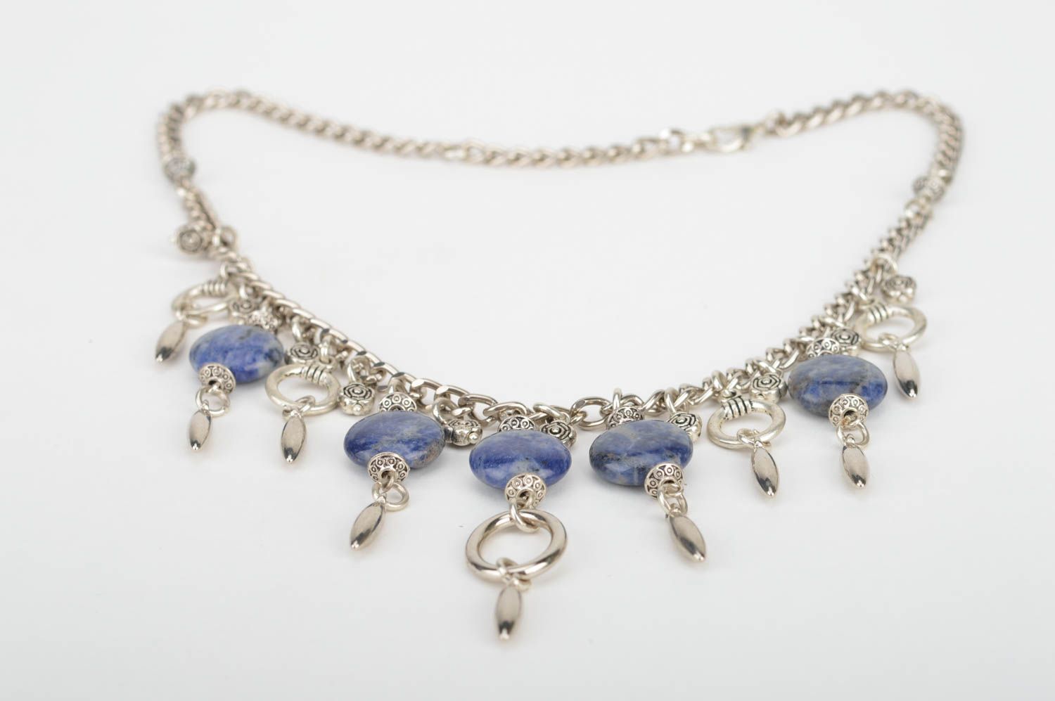 Collier bleu gris avec perles fantaisie fait main Ciel d'orage accessoire photo 2