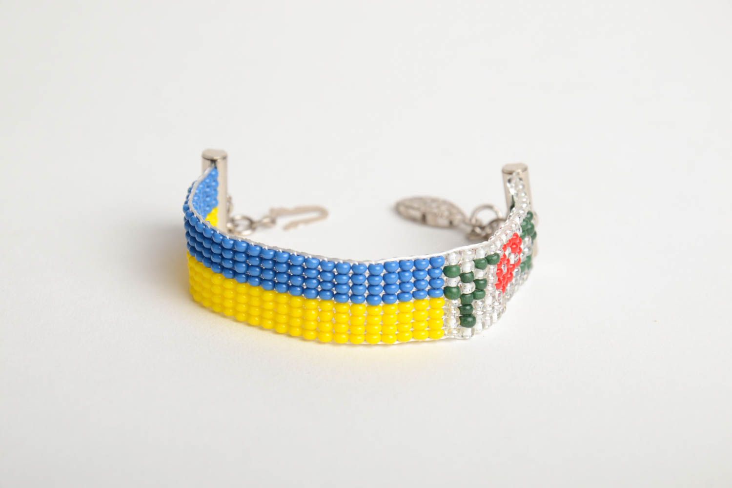 Бисерный браслет тонкий ручной работы на цепочке желто-голубой с цветами фото 3