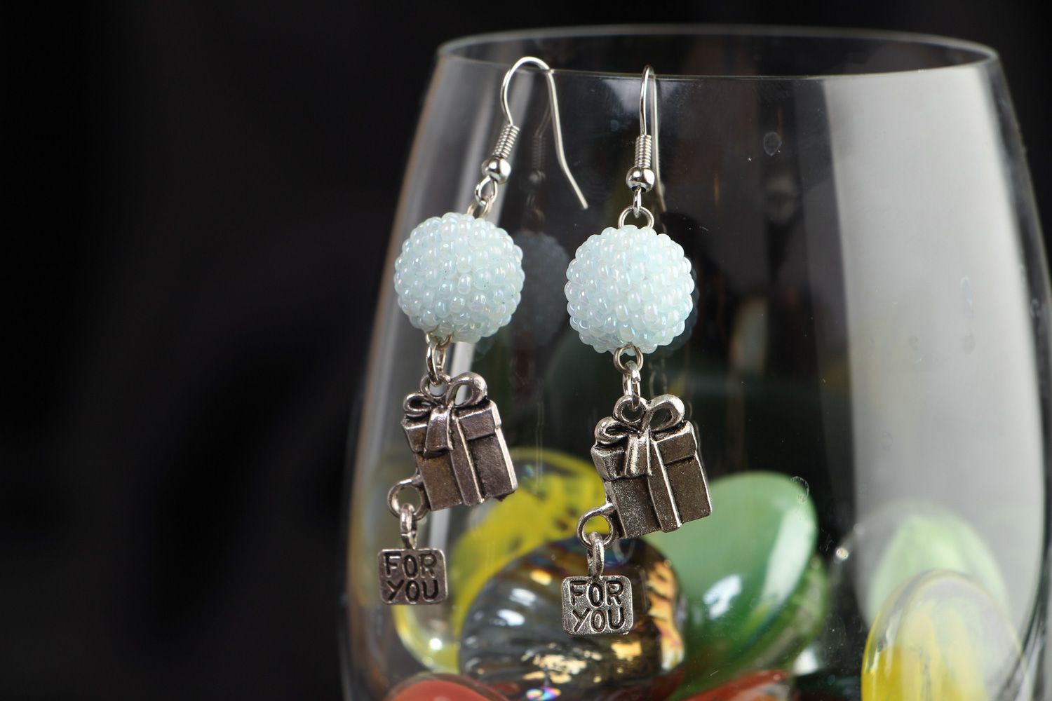 Handmade dangle beaded earrings with metal elements in tender color palette photo 4