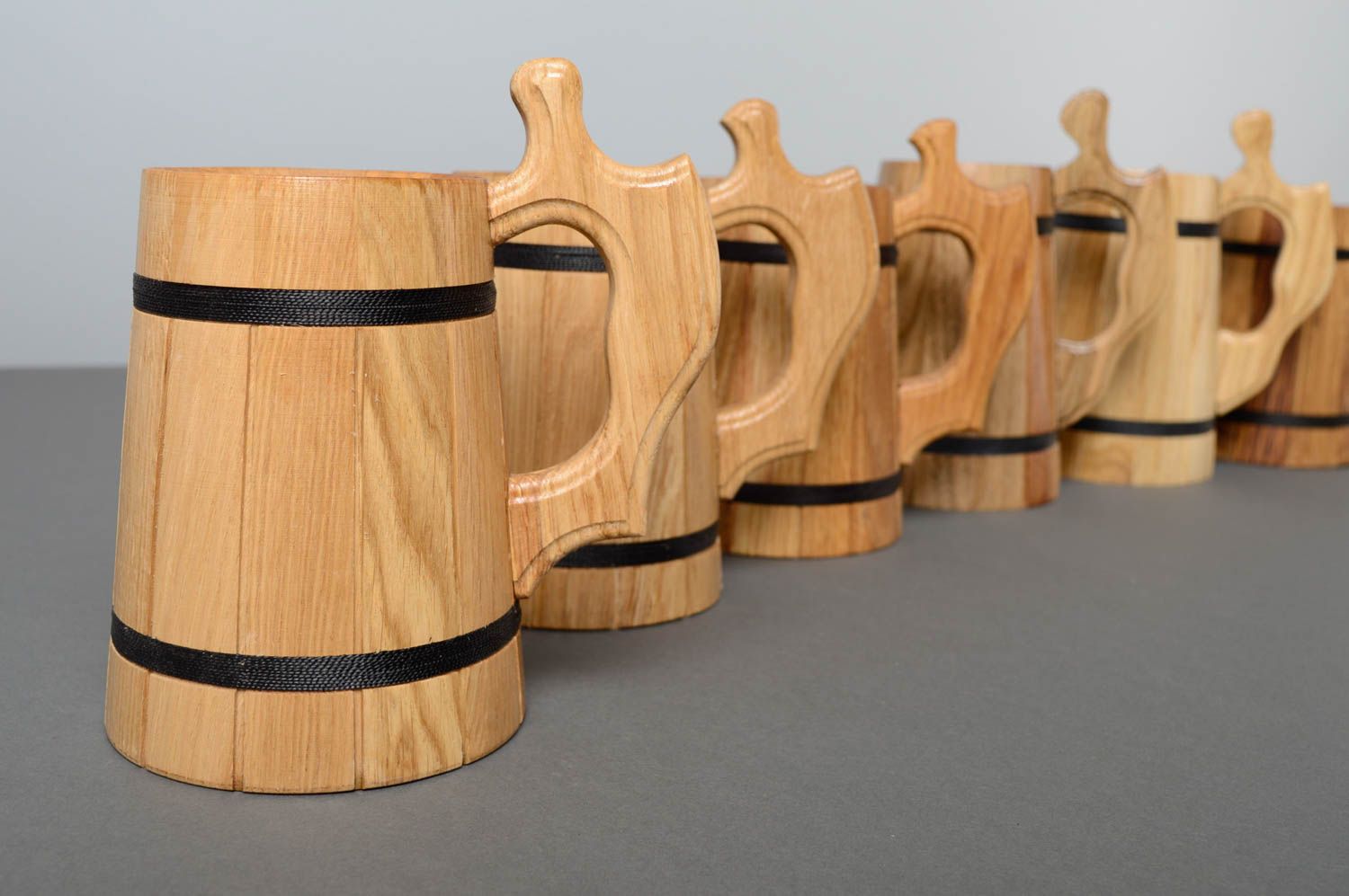 Set of wooden beer mugs for decorative use only photo 2