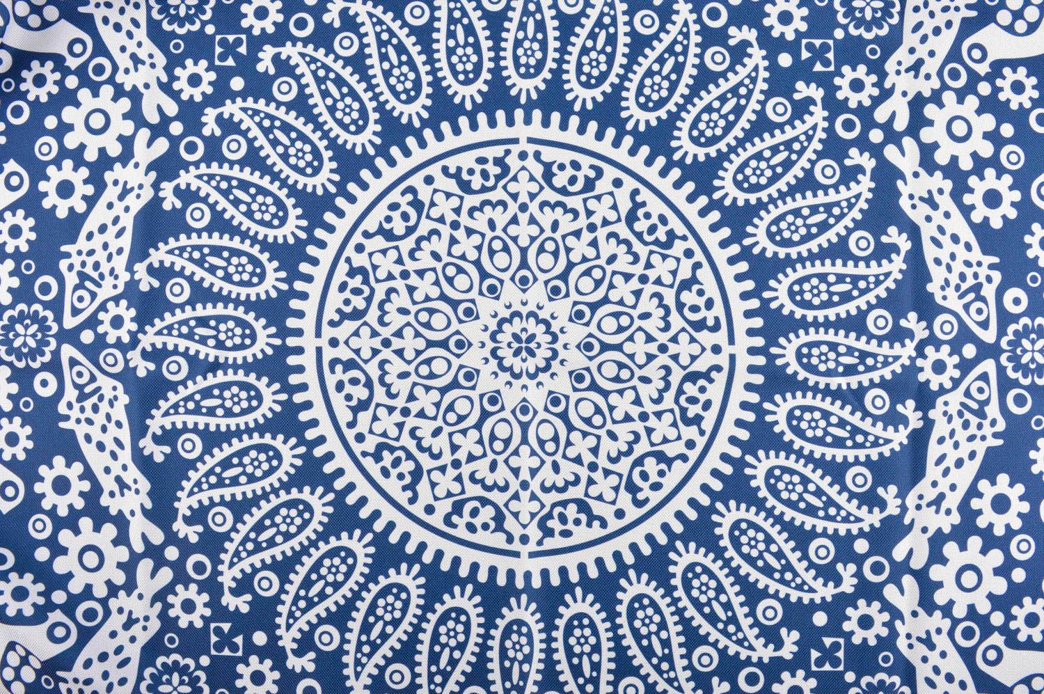 Nappe de table faite main Textile maison en polyester bleu-blanc Cadeau original photo 4
