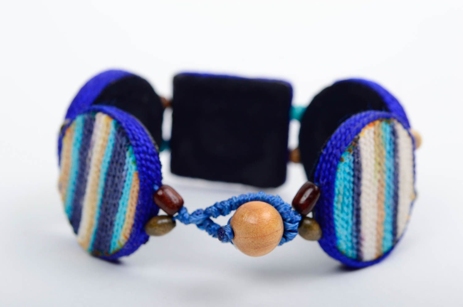 Bracelet céramique Bijoux fait main en fils de tons bleus Accessoire femme photo 2