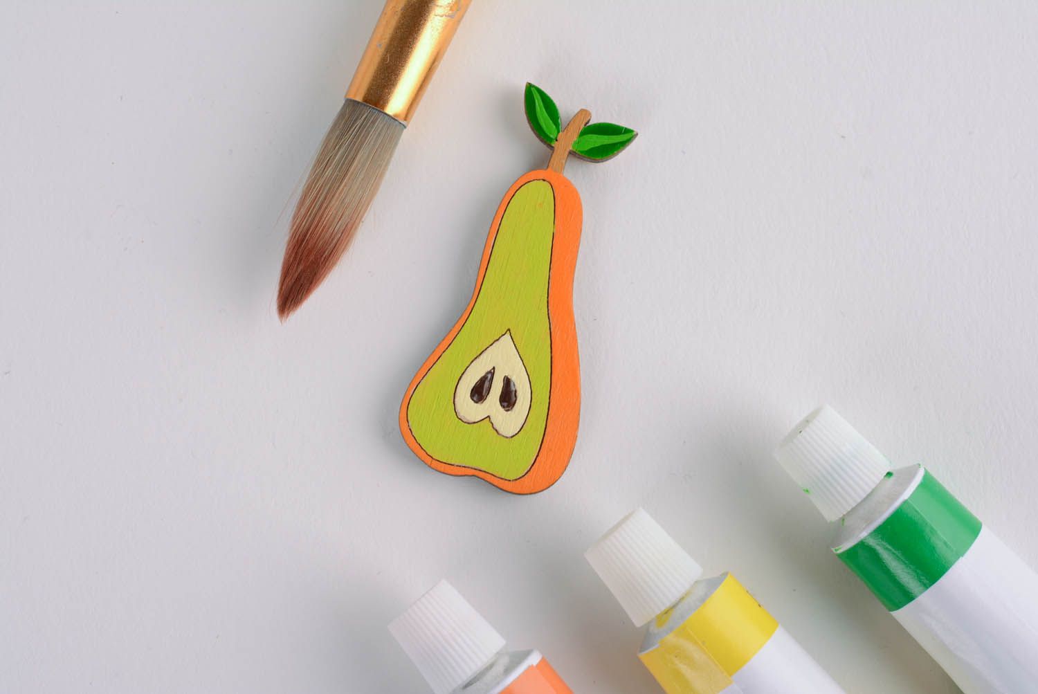 Wooden painted brooch Mellow Pear photo 3