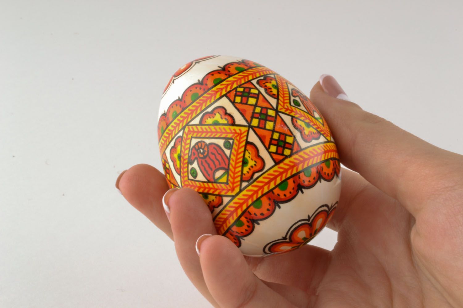 Easter egg painted with gouache photo 5