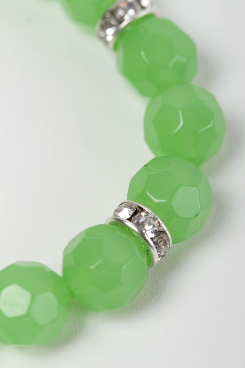Light gemstone green beads bracelet with metal heart shape charms for women  photo 4