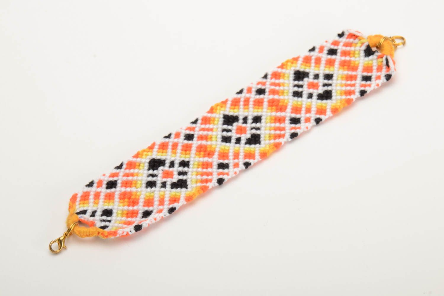 Geflochtenes Armband handmade breit schön bunt aus Mouline Fäden künstlerisch foto 4