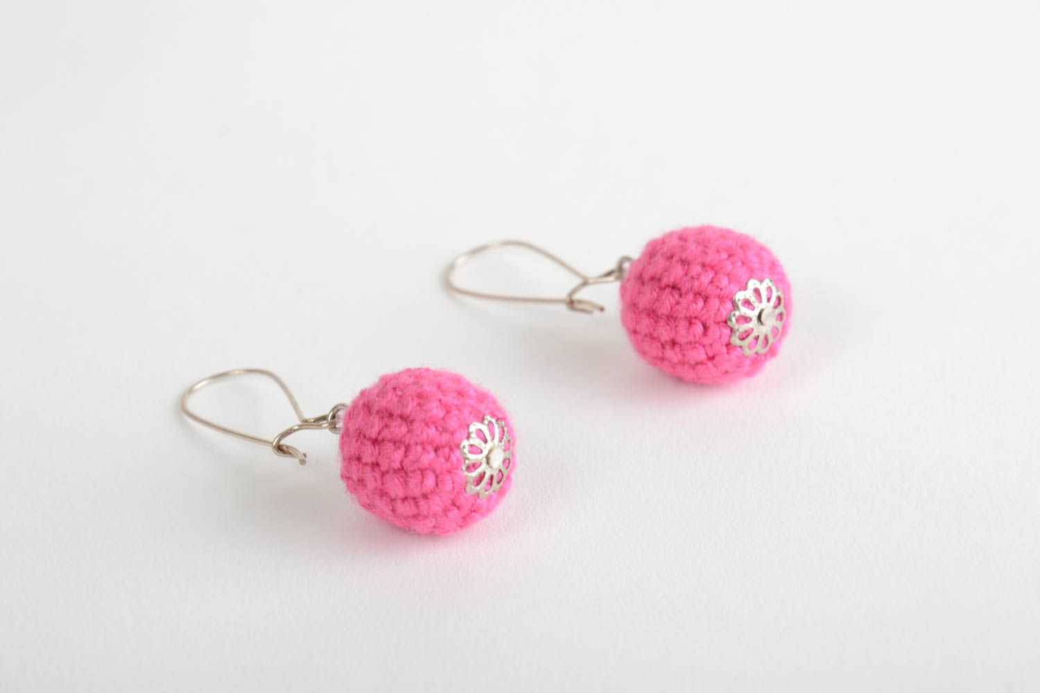 Handcrafted unusual round pink earrings with crocheted beads photo 5