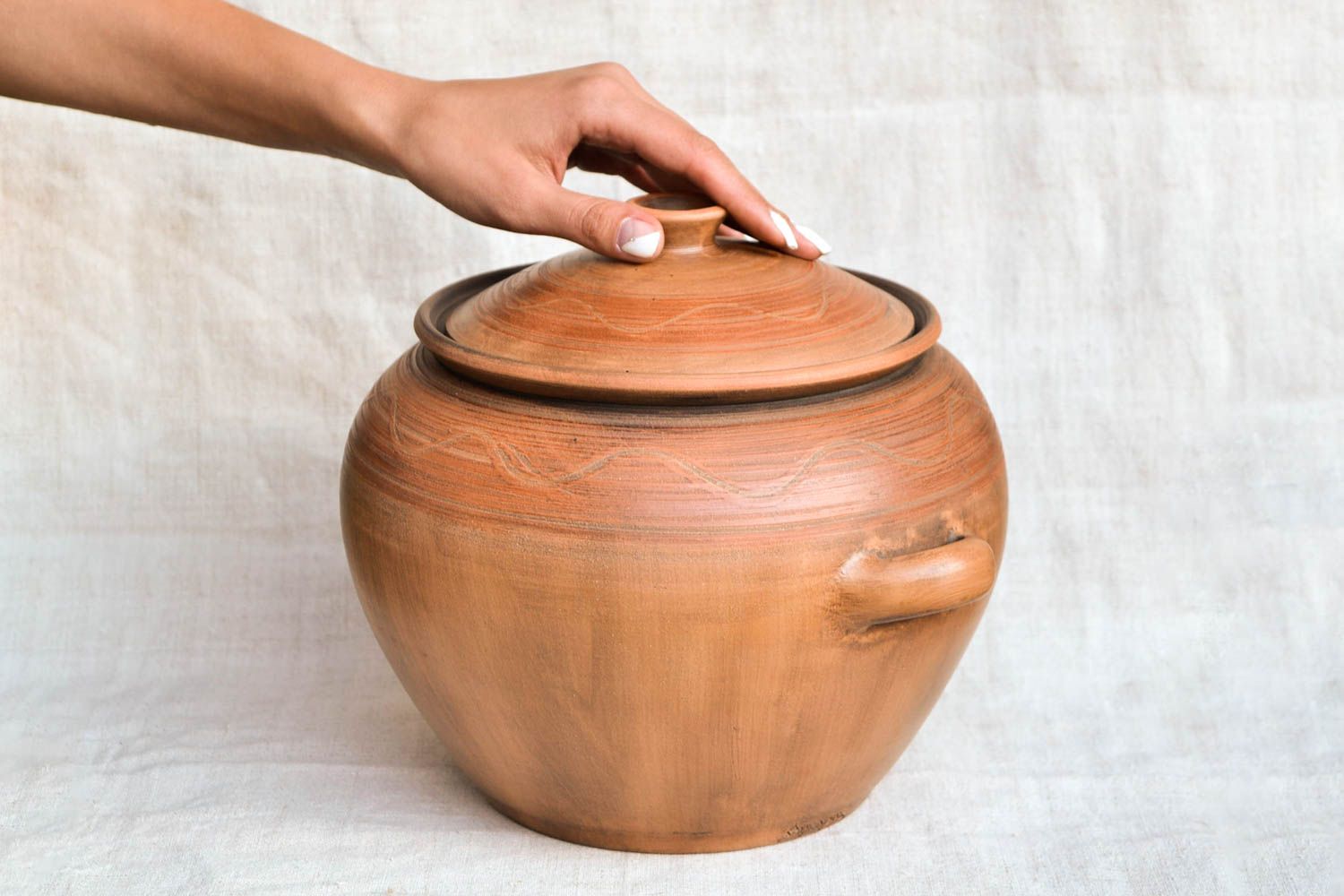 Pot de cuisine fait main Vaisselle céramique avec couvercle Décoration cuisine photo 2