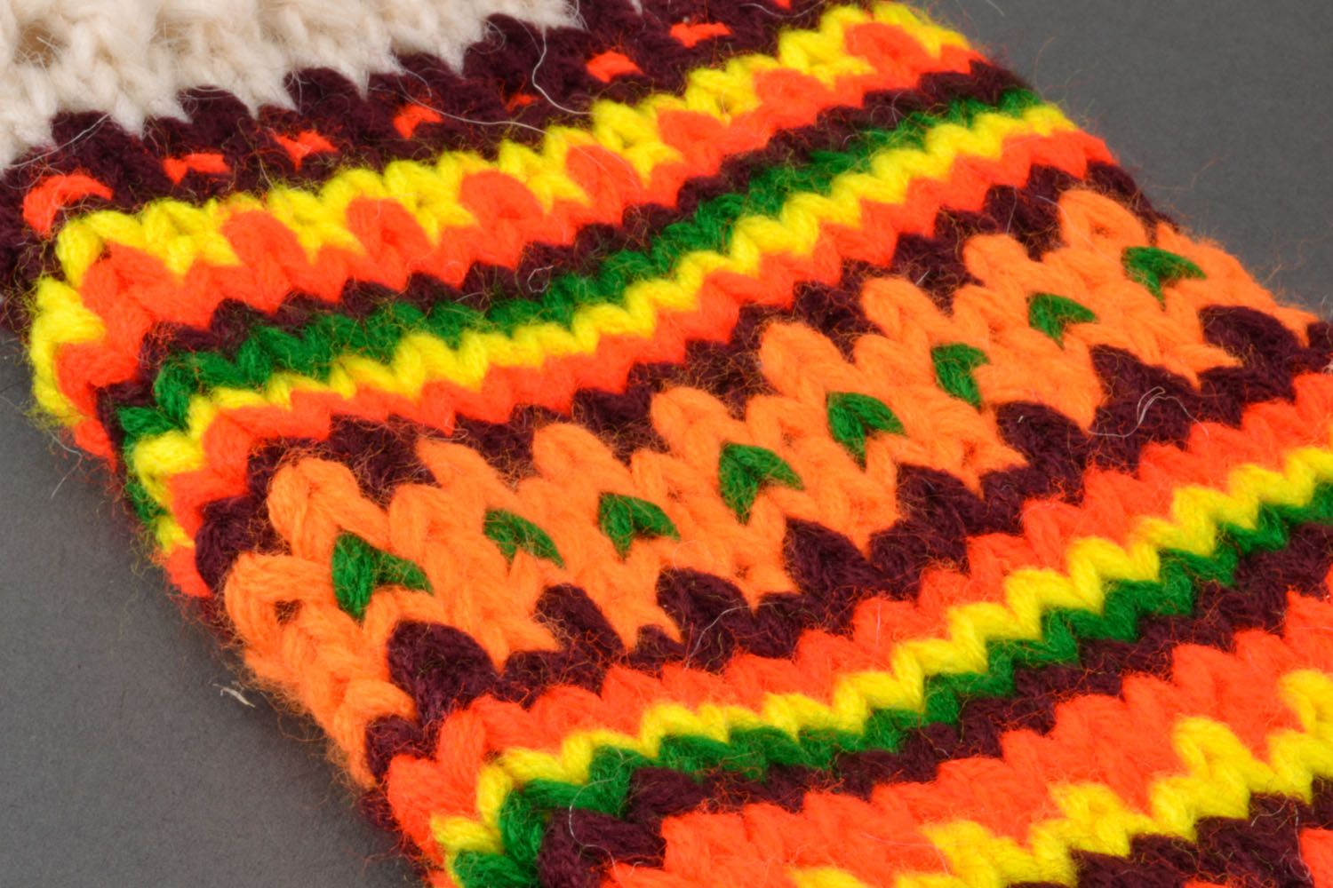 Chaussettes chaudes tricotées avec des aiguilles  photo 3