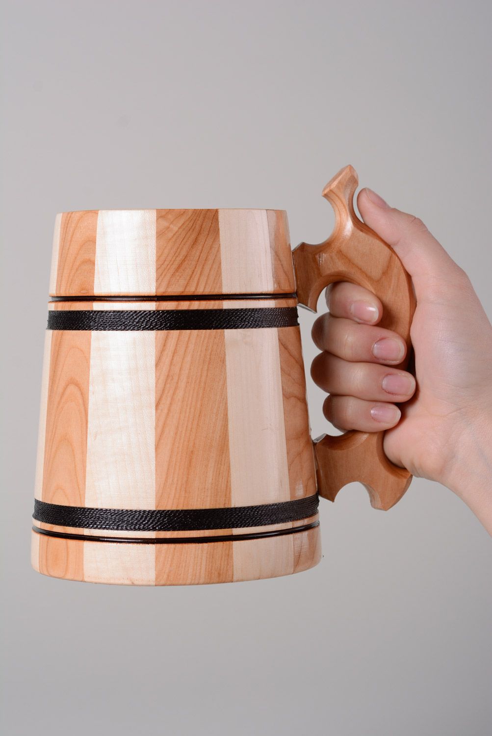 Handmade souvenir decorative wooden beer mug  photo 3