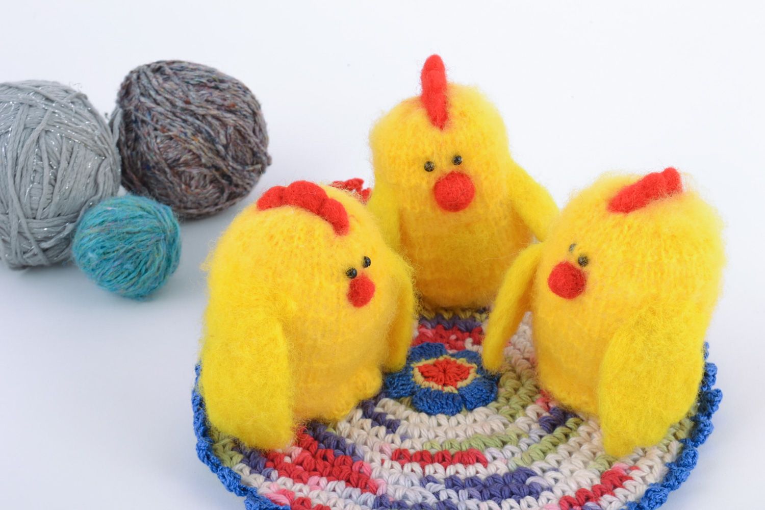 Set of handmade soft wool toys for children Yellow Chickens 3 items photo 1