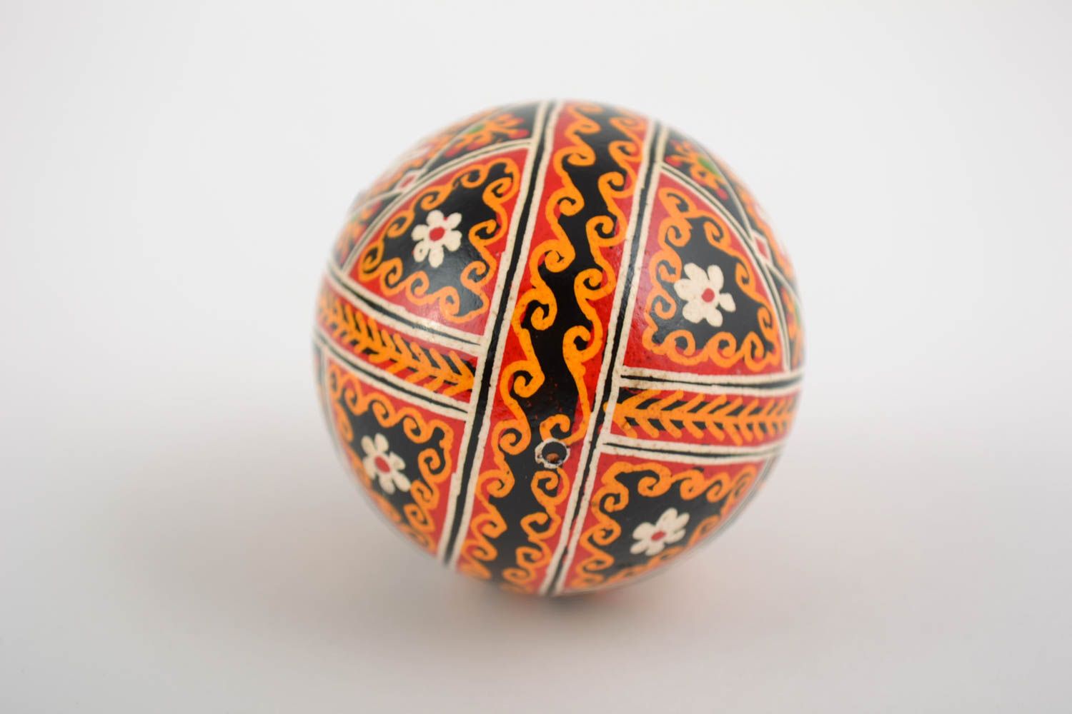 Unusual handmade painted Easter egg with animals pattern photo 5