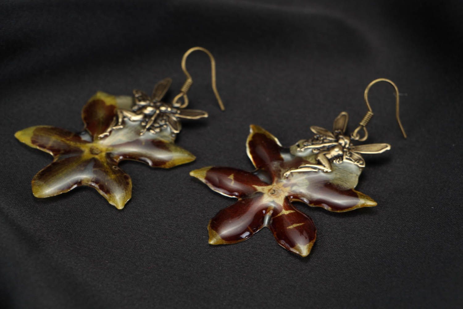 Handmade earrings with orchids photo 2