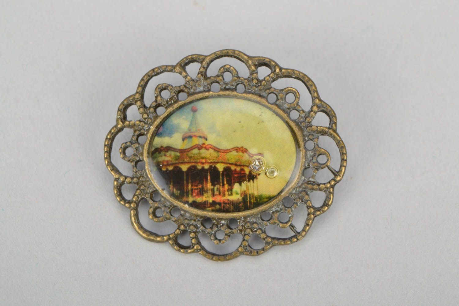 Brooch French Merry-go-round photo 3