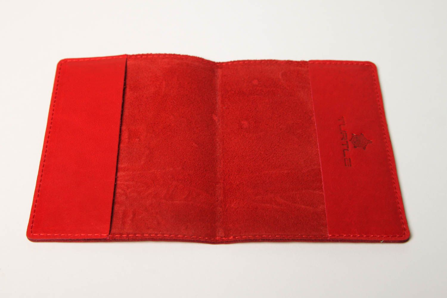 Кожаный аксессуар ручной работы красная обложка на паспорт необычный подарок фото 5
