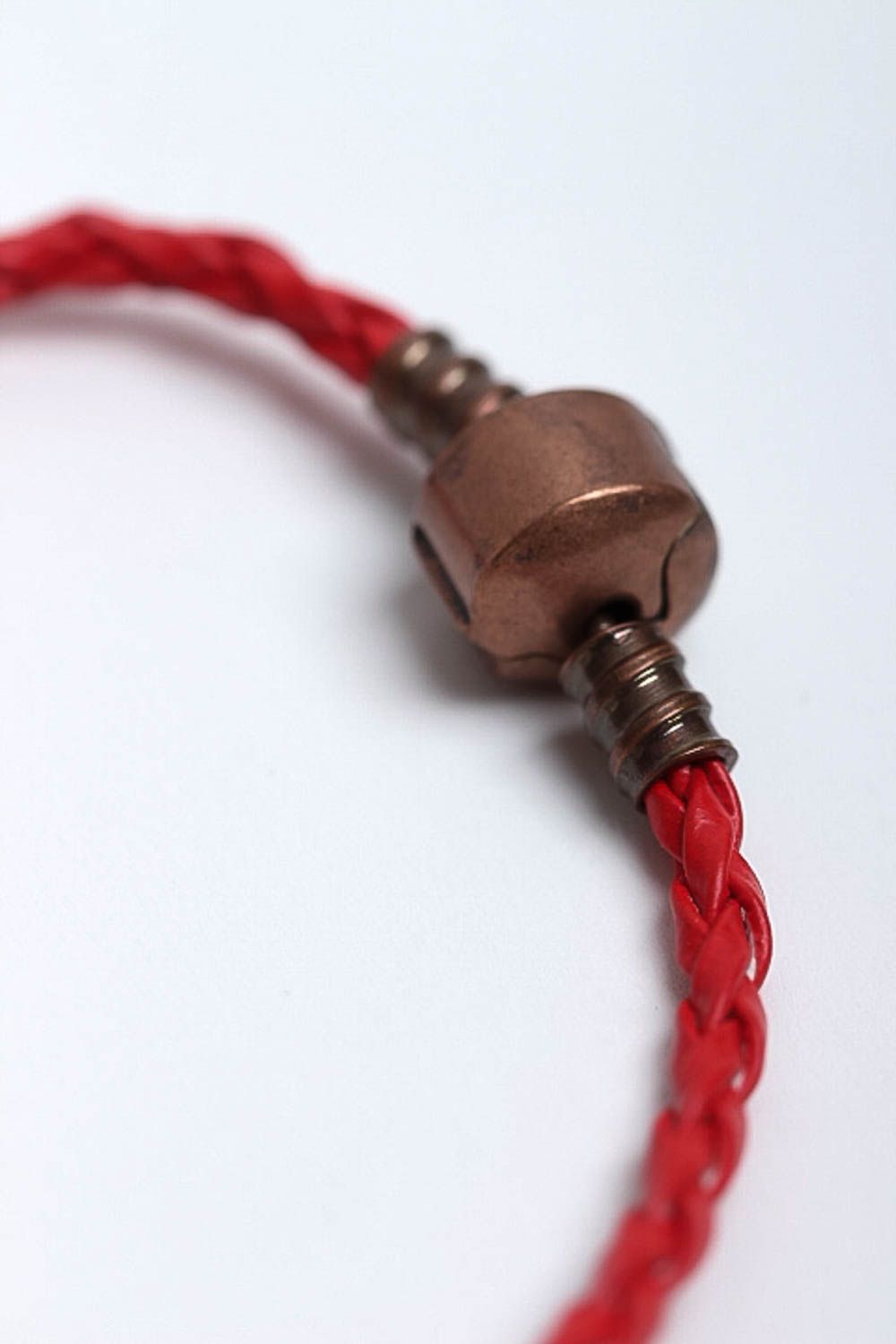 Bracelet rouge Bijou fait main lacet en cuir perles fantaisie Accessoire femme photo 4
