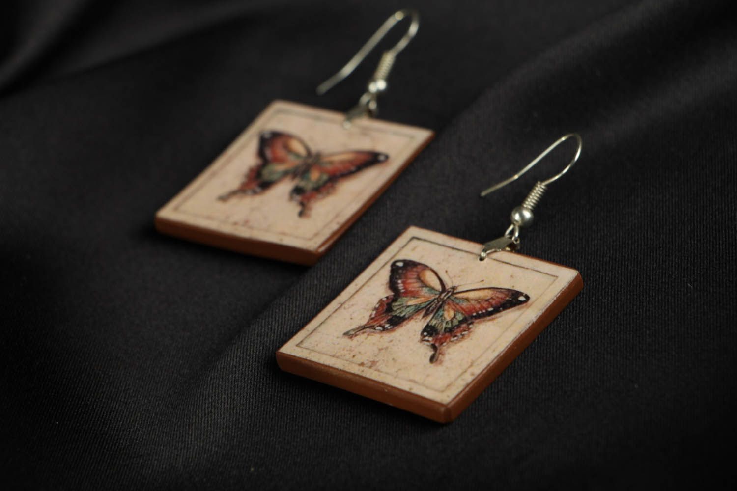 Plastic earrings Butterflies photo 2