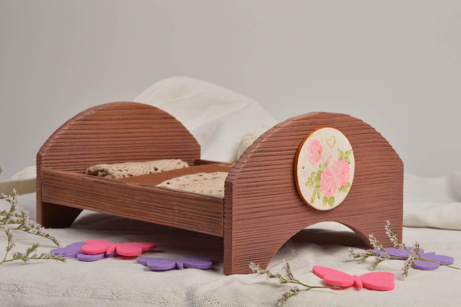 Мебель для кукол ручной работы детская игрушка кровать для кукол фанерная фото 1