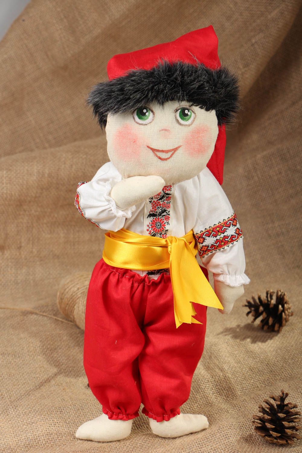 Textil Puppe Junge in Ethno Kleidung foto 5