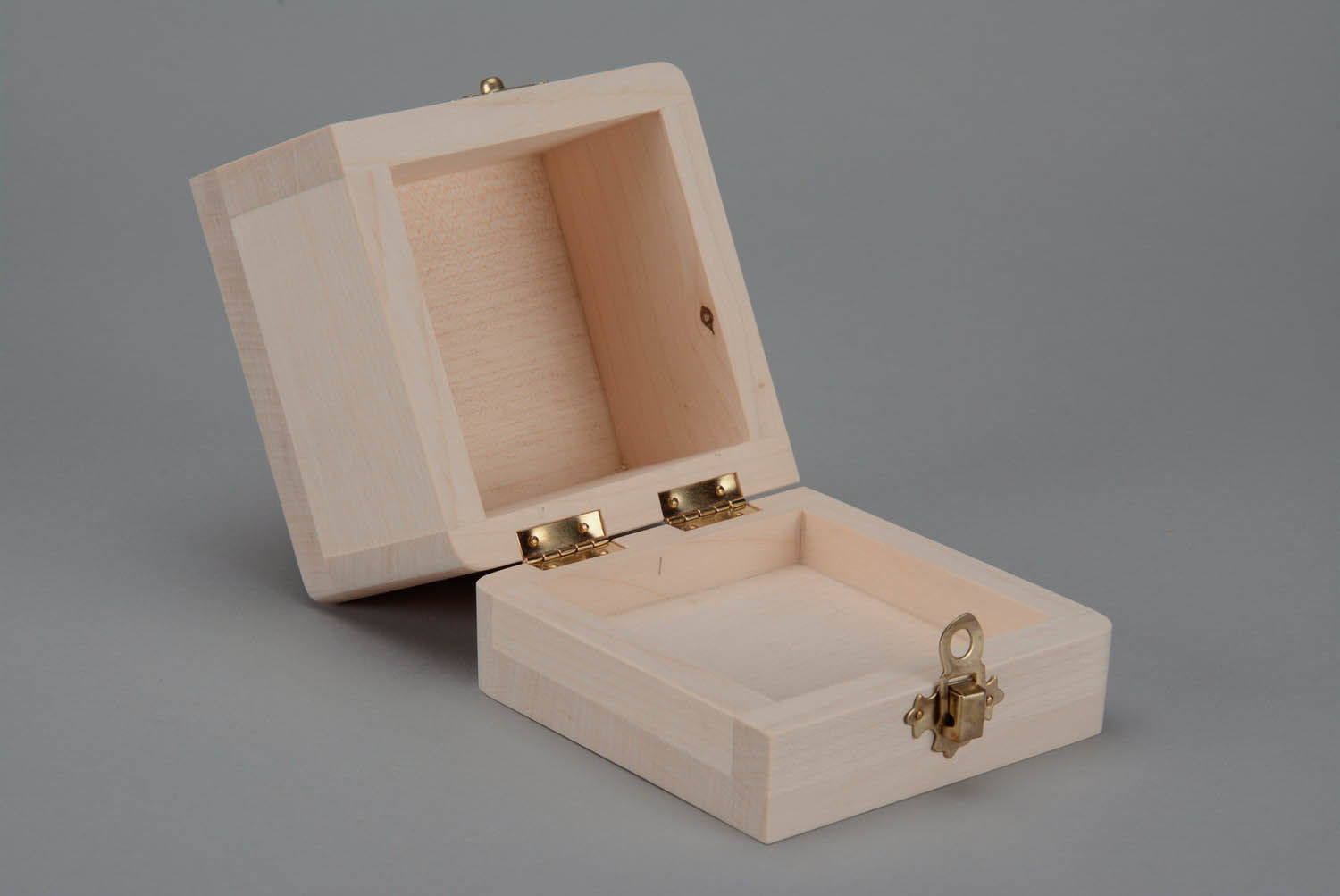 Boîte à bijoux en bois brut à décorer photo 4