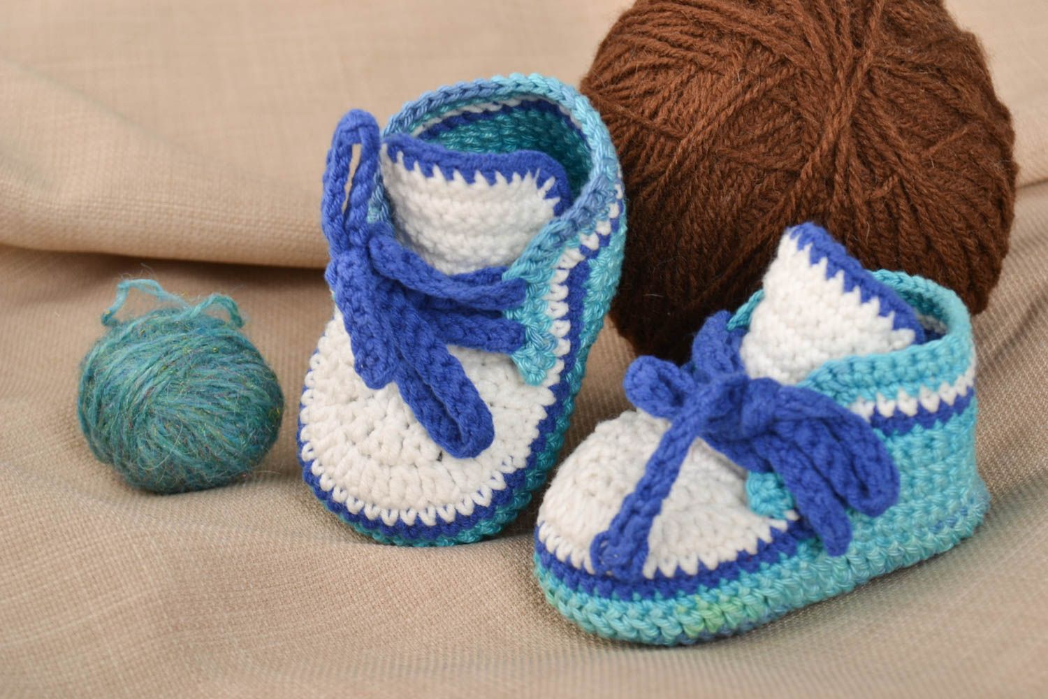 Chaussons bébé fait main tricot au crochet pour garçon Chaussures bébé photo 1