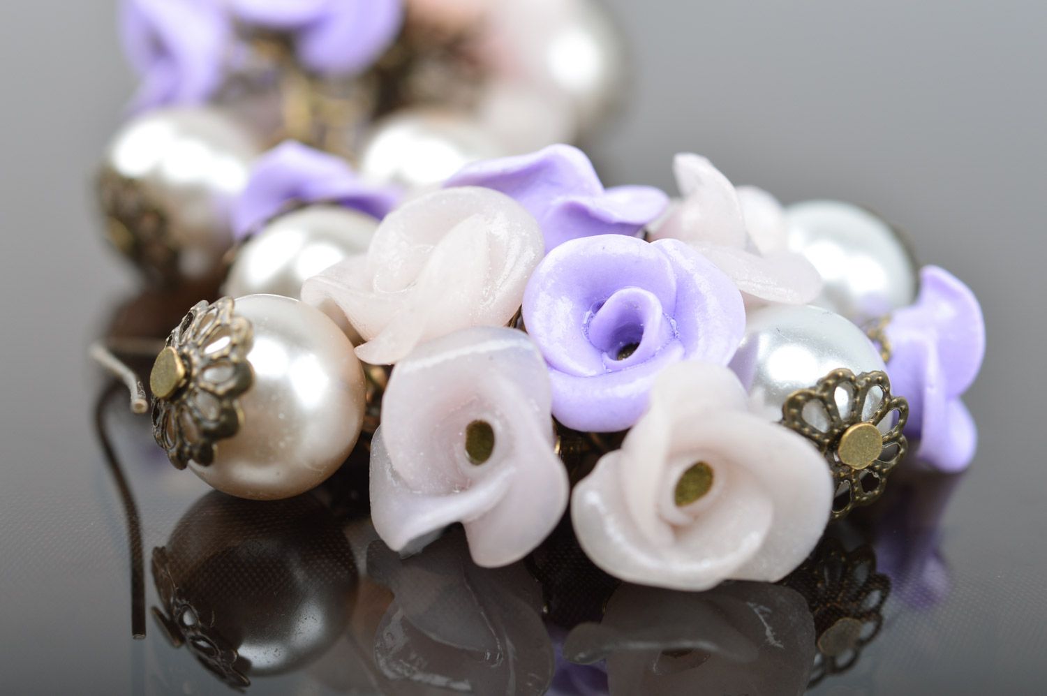 Handmade polymer clay flower earrings with pearl beads photo 5