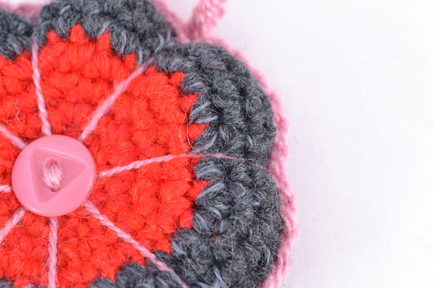 Giocattolo a maglia fatto a mano pupazzo morbido a forma di fiore pendente foto 3