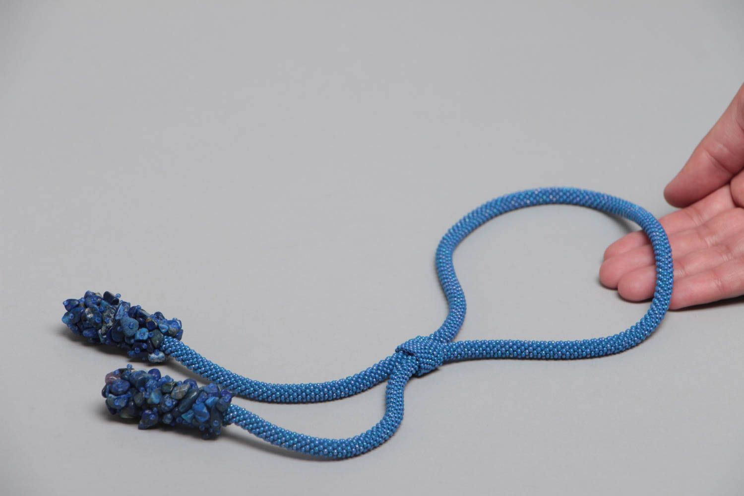 Collier sautoir en perles de rocaille tchèques bleu fait main original stylé photo 5