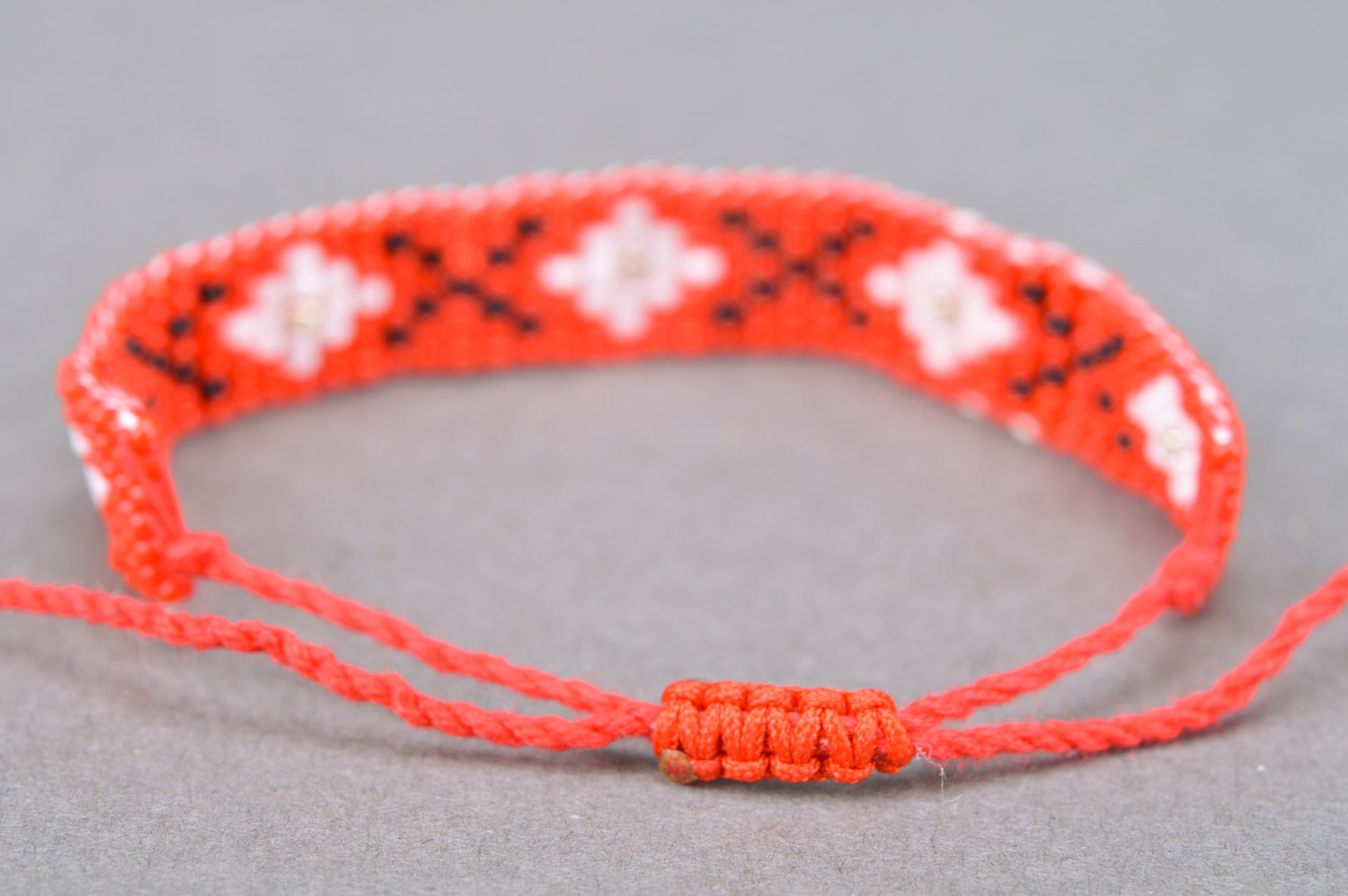 Beautiful red handmade wide woven Czech bead bracelet with ties photo 5
