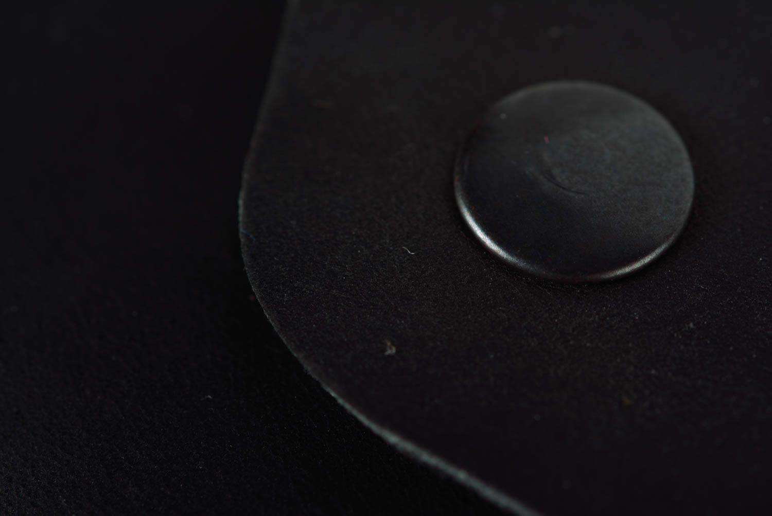 Portefeuille en vrai cuir noir fait main accessoire de créateur pratique photo 3