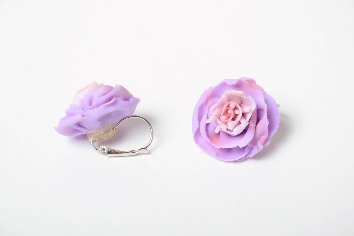 Handmade designer polymer clay small stud earrings with flowers of lilac color photo 3