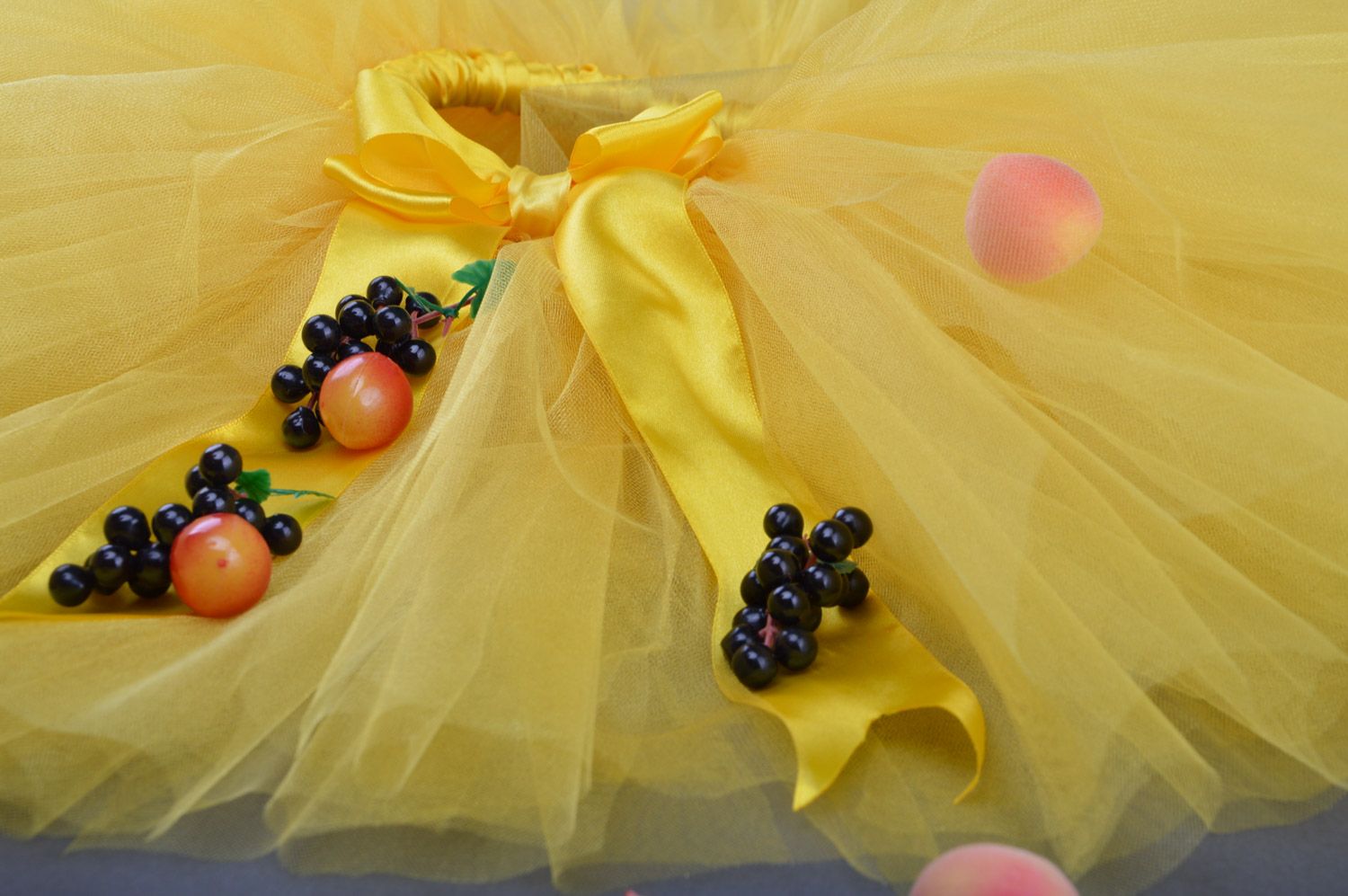 Handmade ballet tutu skirt sewn of bright yellow tulle and ribbons for children photo 3