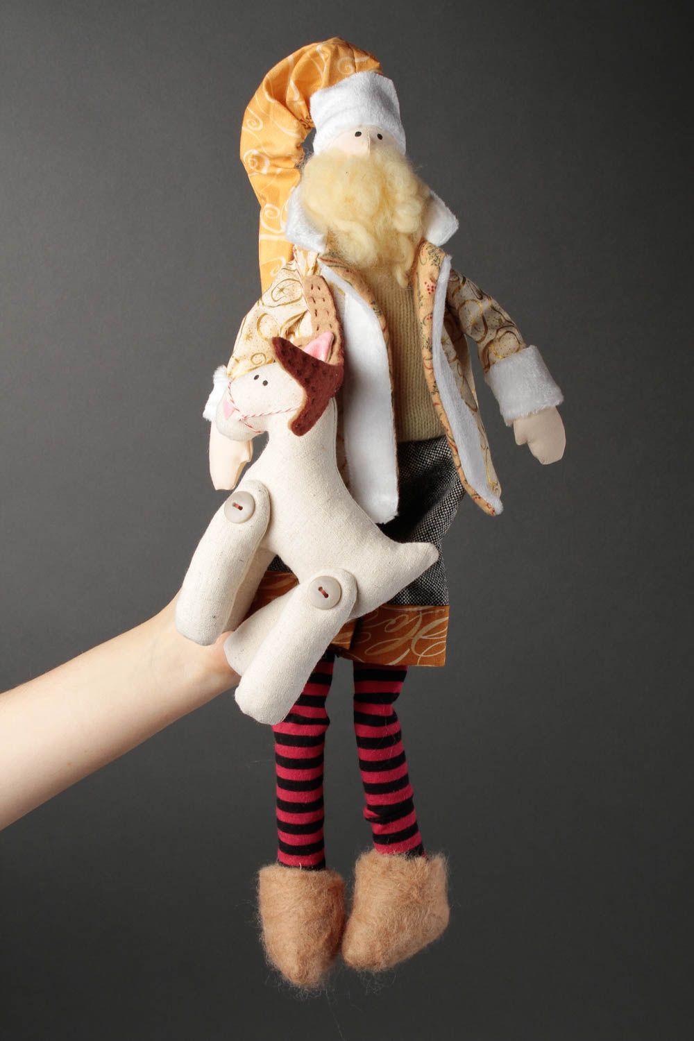 Детская игрушка ручной работы мягкая игрушка в виде Санты подарок ребенку фото 1