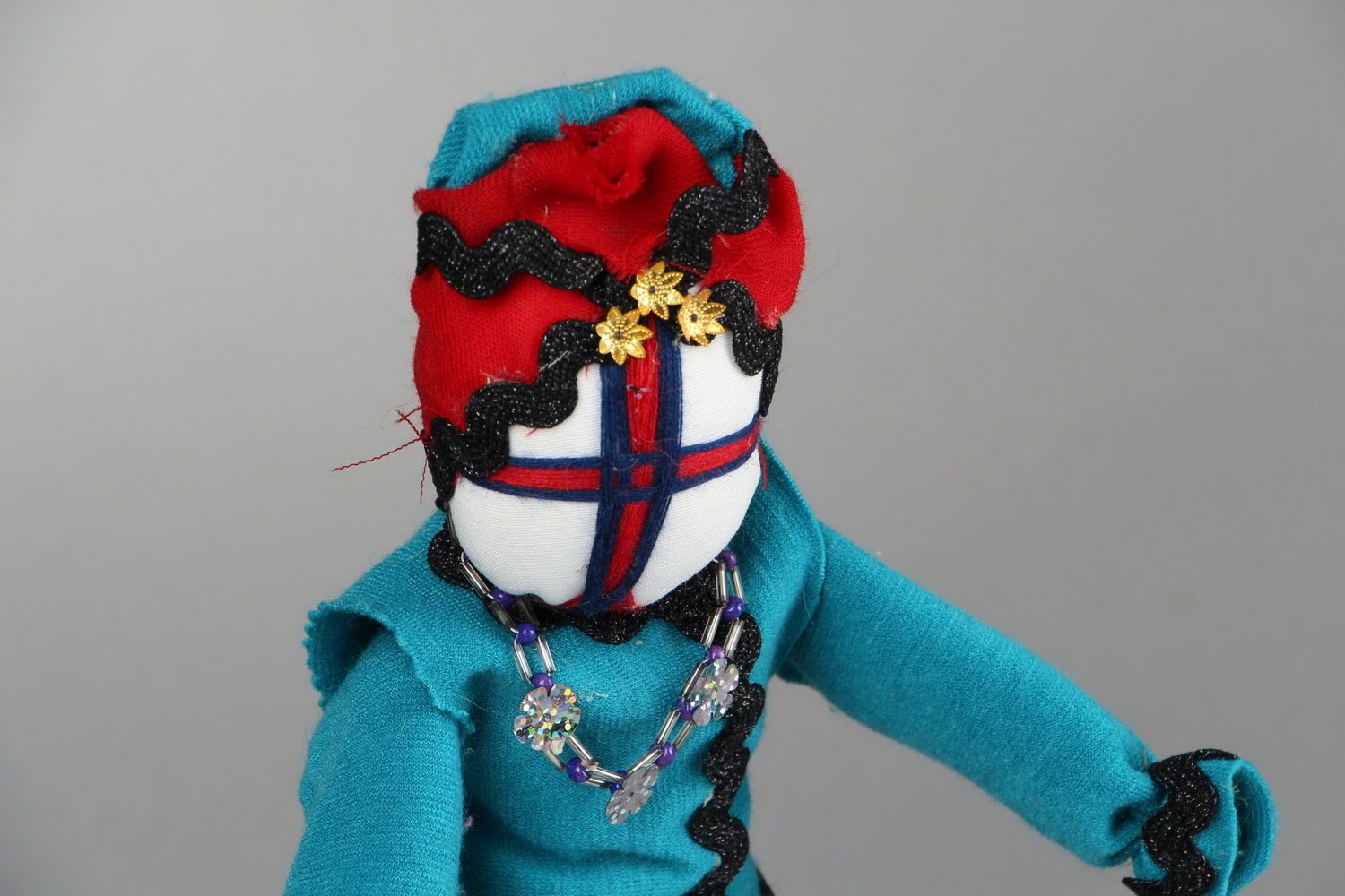 Muñeca de tela de lana Encanto foto 3