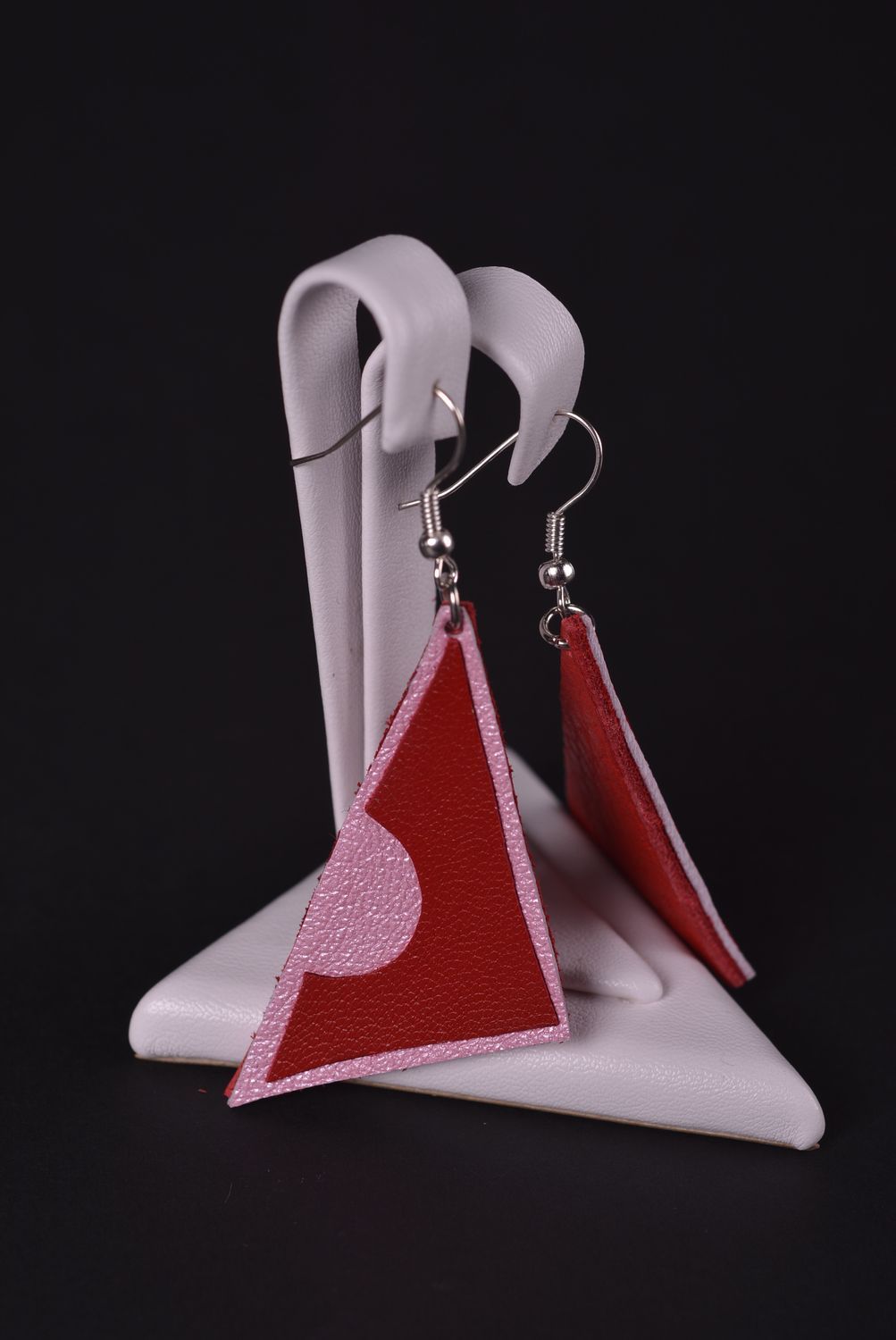 Modeschmuck Ohrhänger handmade Ohrringe Ohrringe aus Leder Dreiecken kreativ foto 2