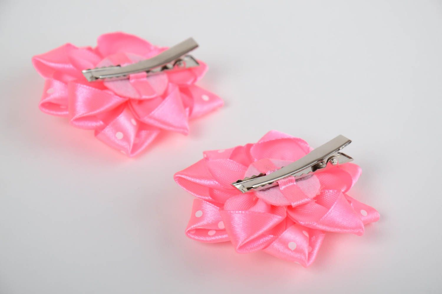 Beautiful children's handmade pink satin ribbon flower hair clips 2 pieces photo 3