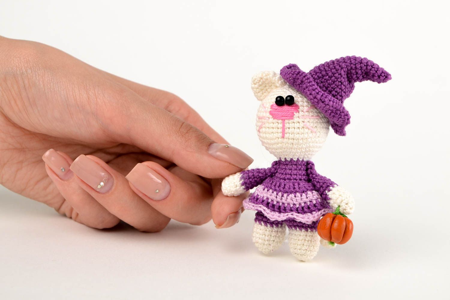 Игрушка крючком ручной работы мягкая игрушка котик в шляпе детская игрушка фото 2