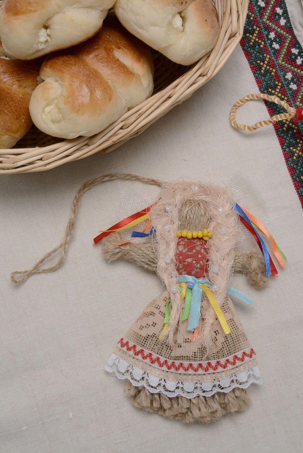 Bambola etnica di stoffa fatta a mano amuleto talismano giocattolo slavo
 foto 5