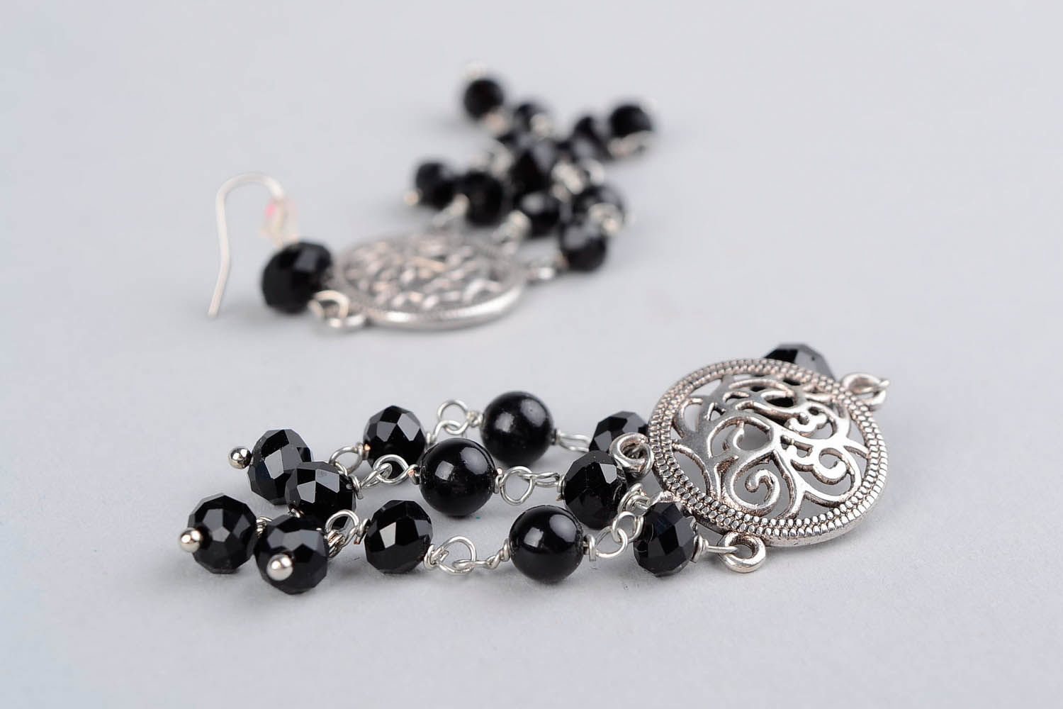 Earrings with medallion photo 1